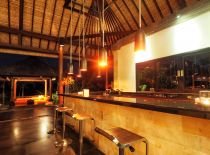 Villa Rumah Lotus, Kitchen